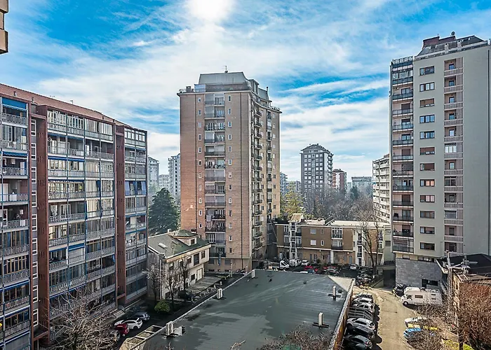 Iaia House - - Lingotto Miraflores *